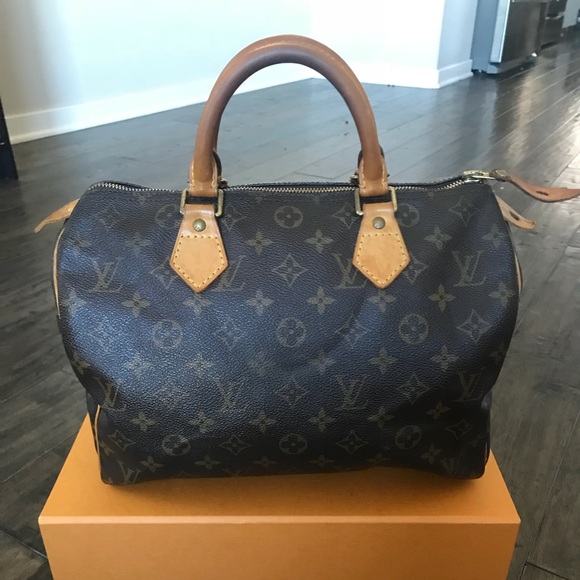 Louis Vuitton Handbags - Authentic vintage Louis Vuitton speedy 30